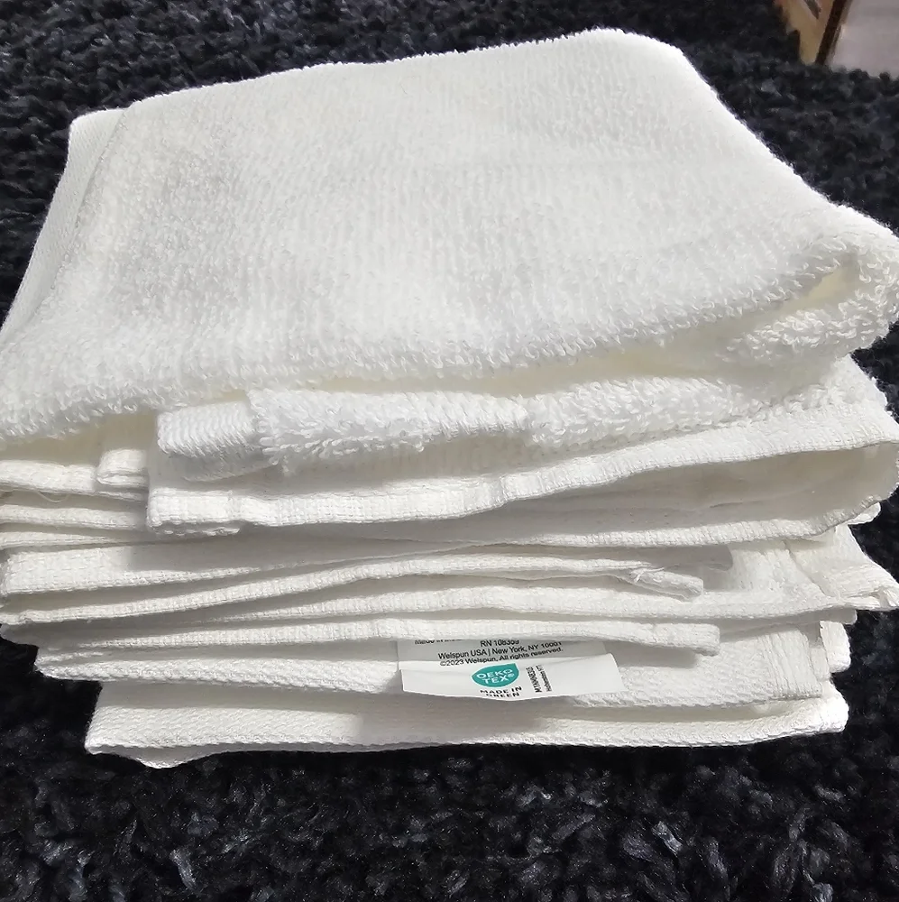 Grandeur Hospitality 6-Pack White Washcloths | Excellent/Like New |